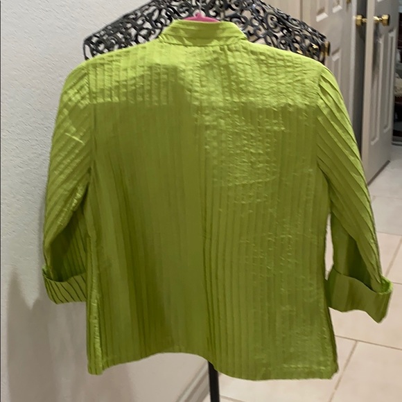 COPY - Chico’s jacket - Picture 3 of 4